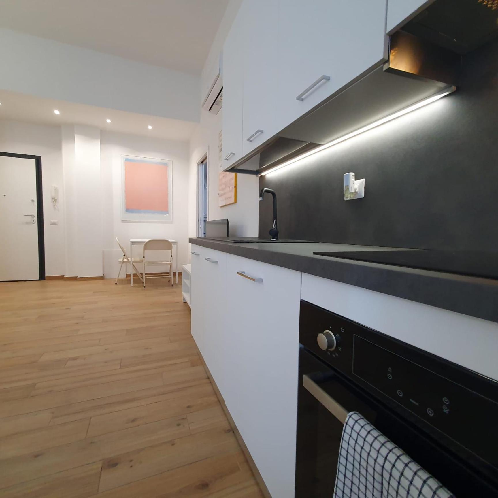 Bnbutler - Grasselli, 8 - Comfy And Newly Renovated Apartman Milánó Kültér fotó